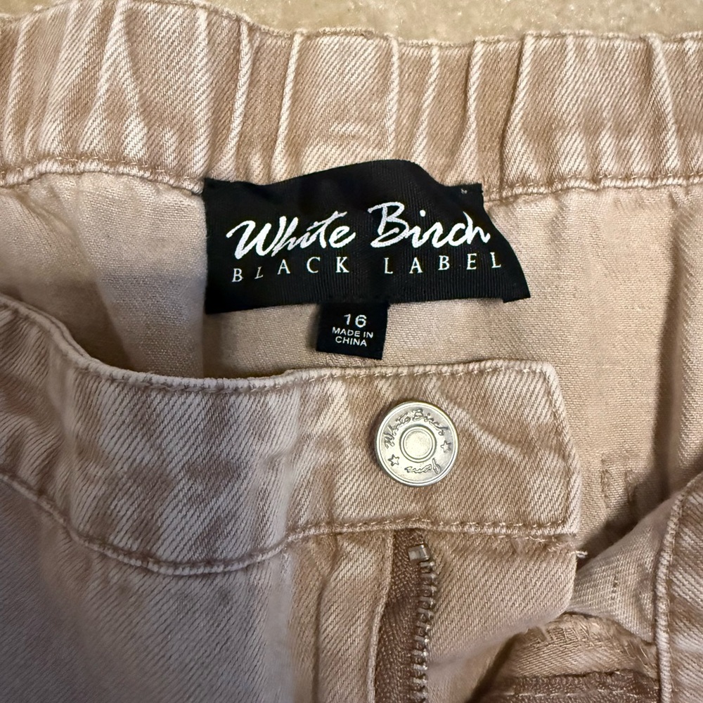 white birch Wide-Leg Jeans in Taupe - Picture 4 of 8